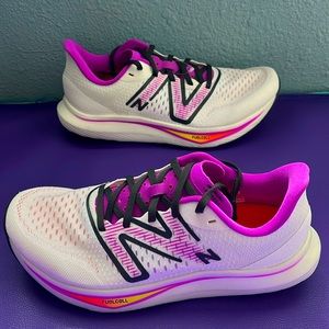 Womens New Balance FuelCell Rebel v3